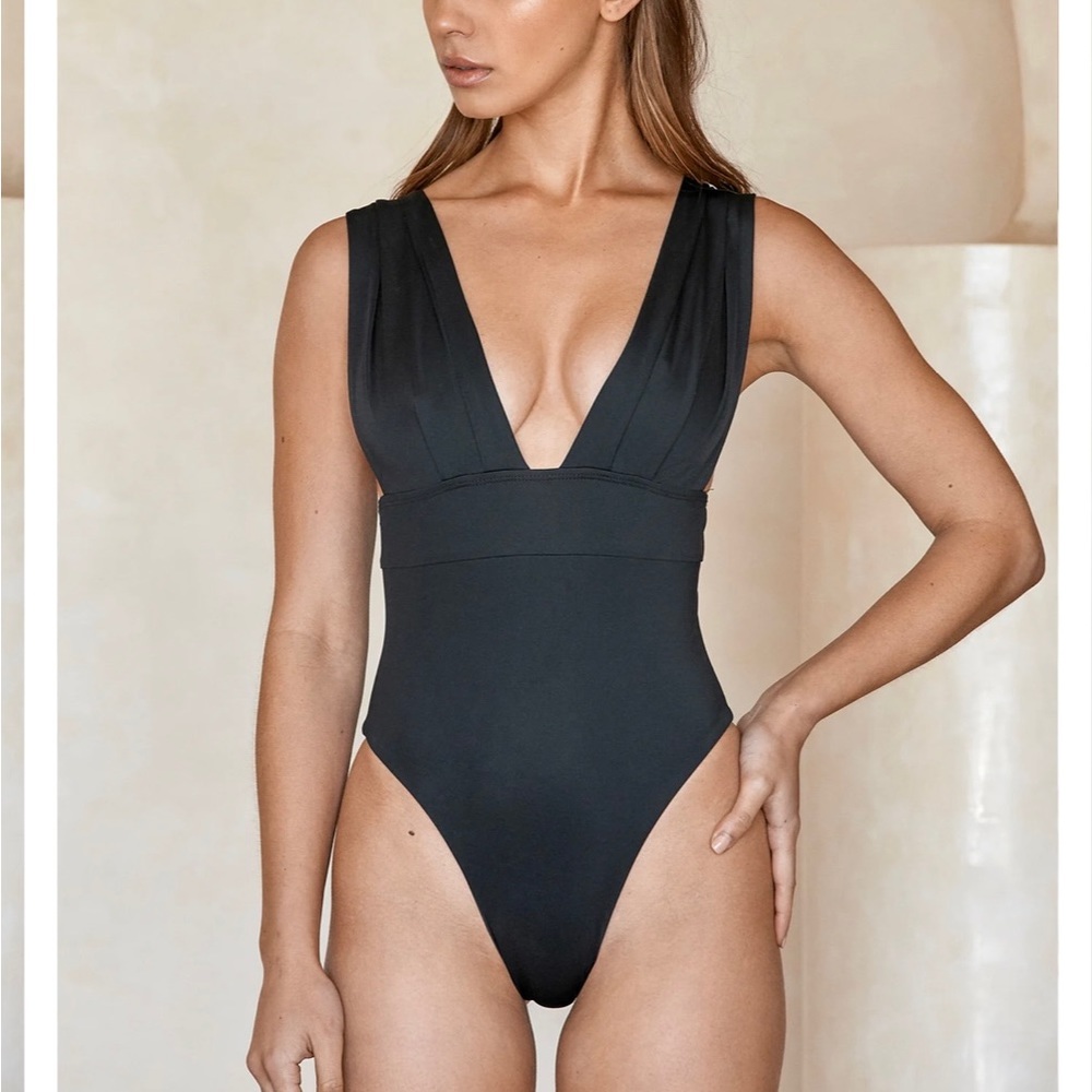Monday Swimwear, Aruba one piece, black, medium